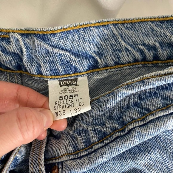 Vintage Men' 1999 Y2K Levi's 505 Blue Light Wash Regular Straight Leg Fit-38x30 - Picture 5 of 8